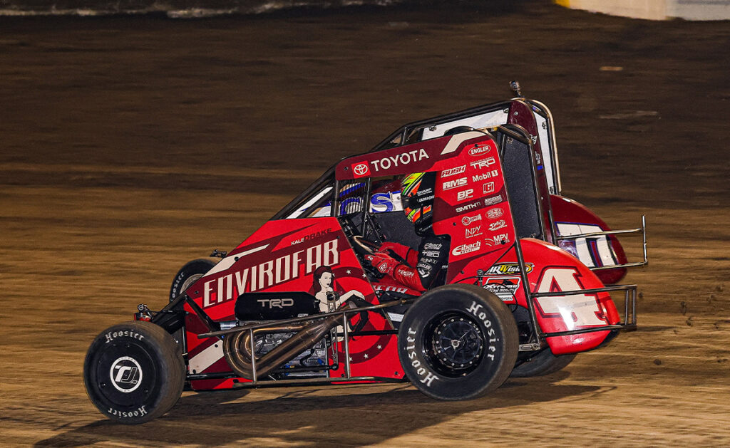 Kale Drake races Joey Wirth